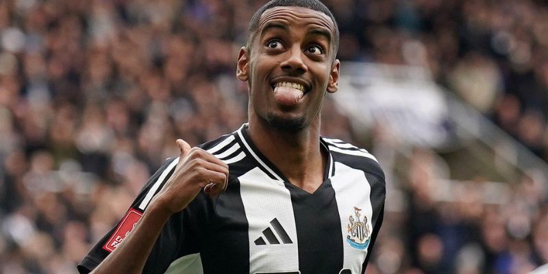 Alexander Isak: Tiền Đạo Tài Năng Của Newcastle United 4 Alexander Isak: Tiền Đạo Tài Năng Của Newcastle United