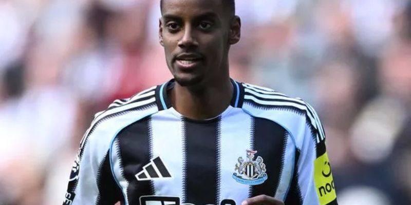 Alexander Isak: Tiền Đạo Tài Năng Của Newcastle United 5 Thông Tin Sự Nghiệp, Thành Tích Nổi Bật